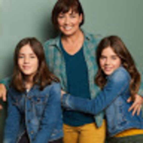 Meet your Posher, Gina - Picture 1 of 1